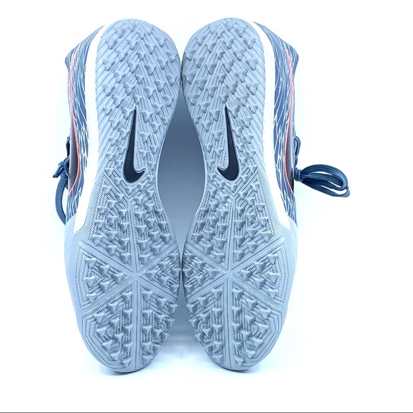 Nike Phantom Venom Academy Turf Soccer Shoes - Picture 6 of 8